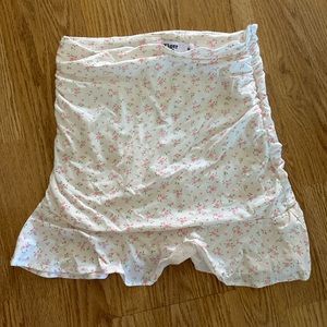 TIGER. MIST MINI FRILL SKIRT.